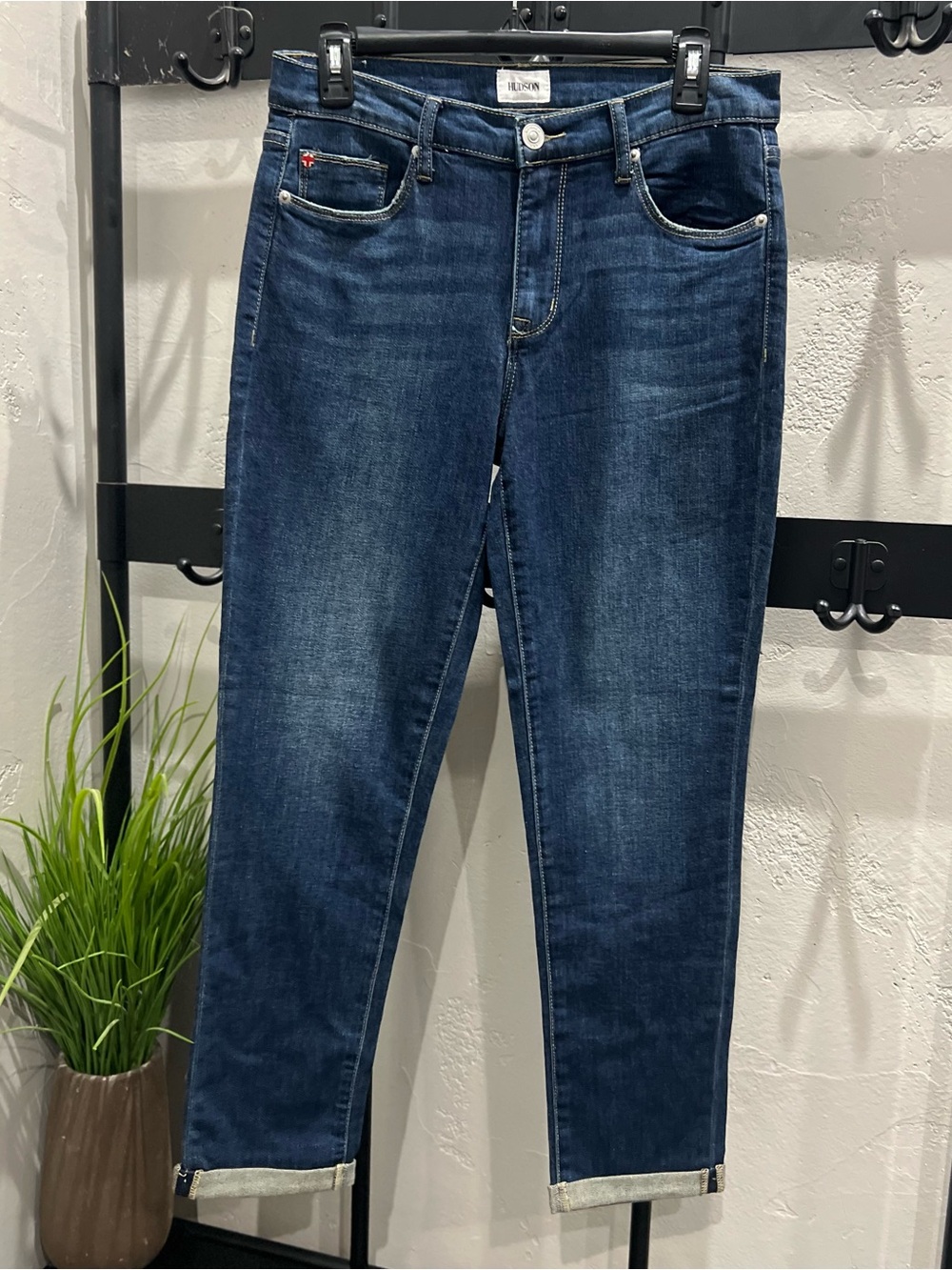 Hudson Natalie Mid Rise Slim Boyfriend Jeans Size 27